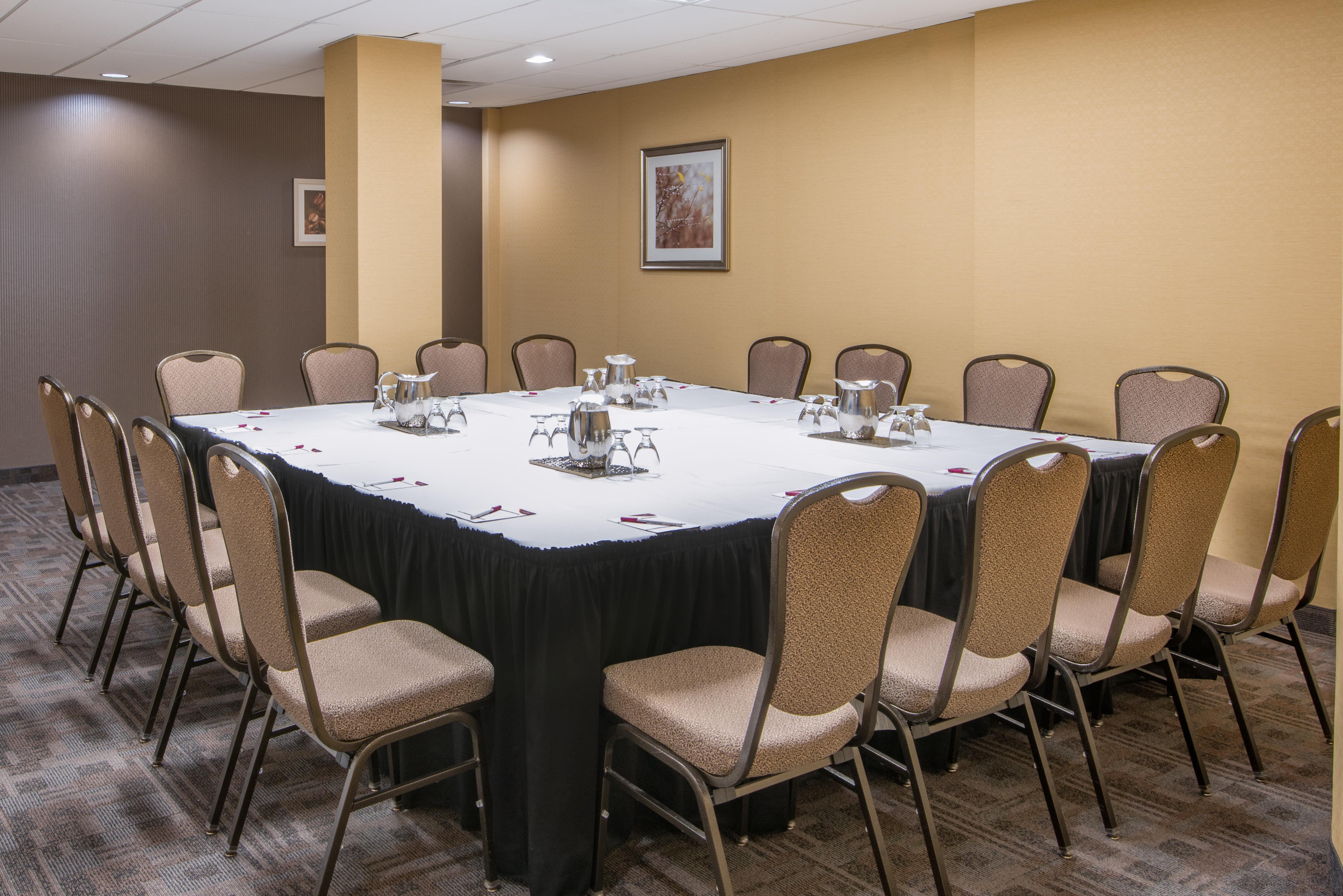 Crowne Plaza Kitchener-Waterloo By Ihg Otel Dış mekan fotoğraf