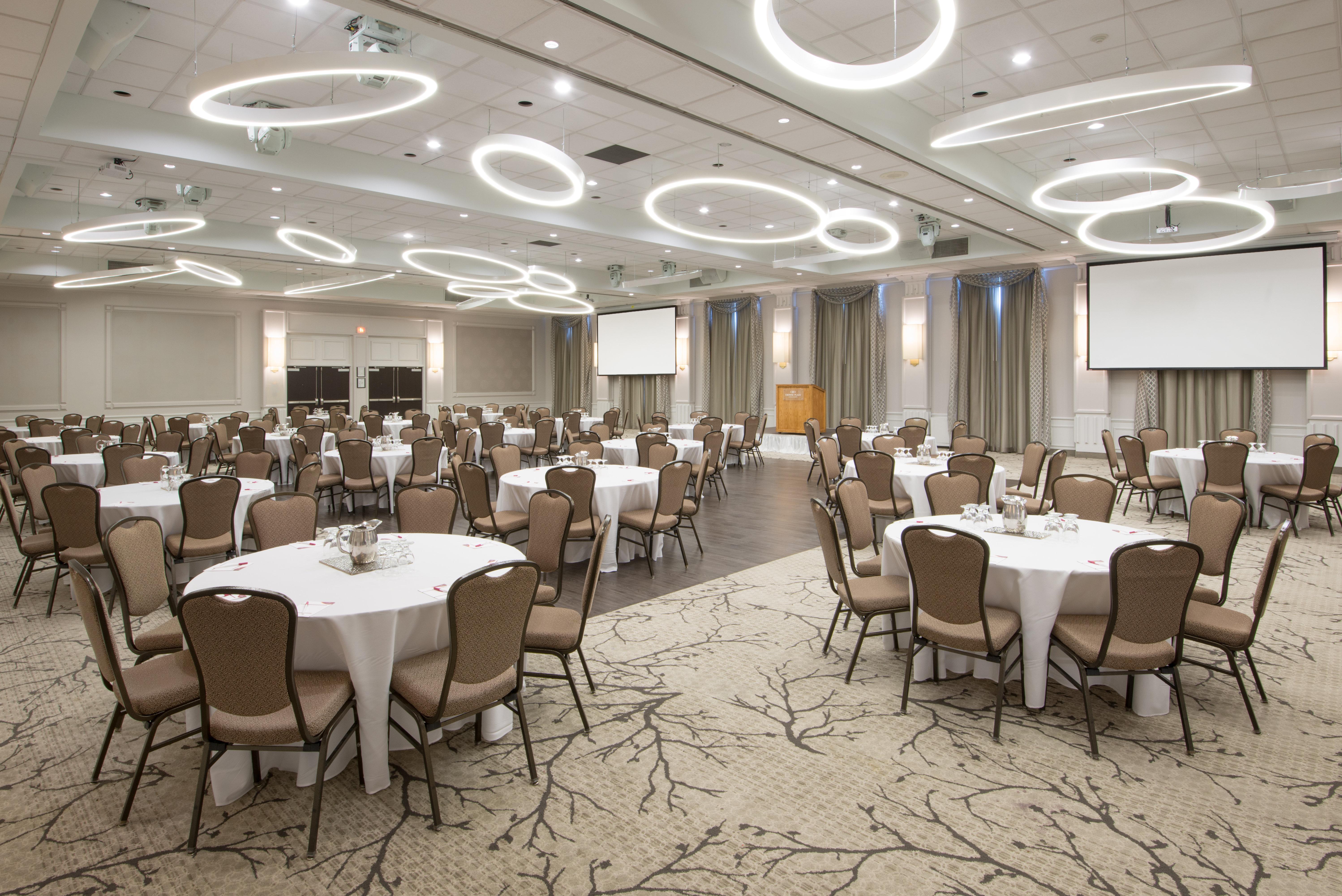 Crowne Plaza Kitchener-Waterloo By Ihg Otel Dış mekan fotoğraf