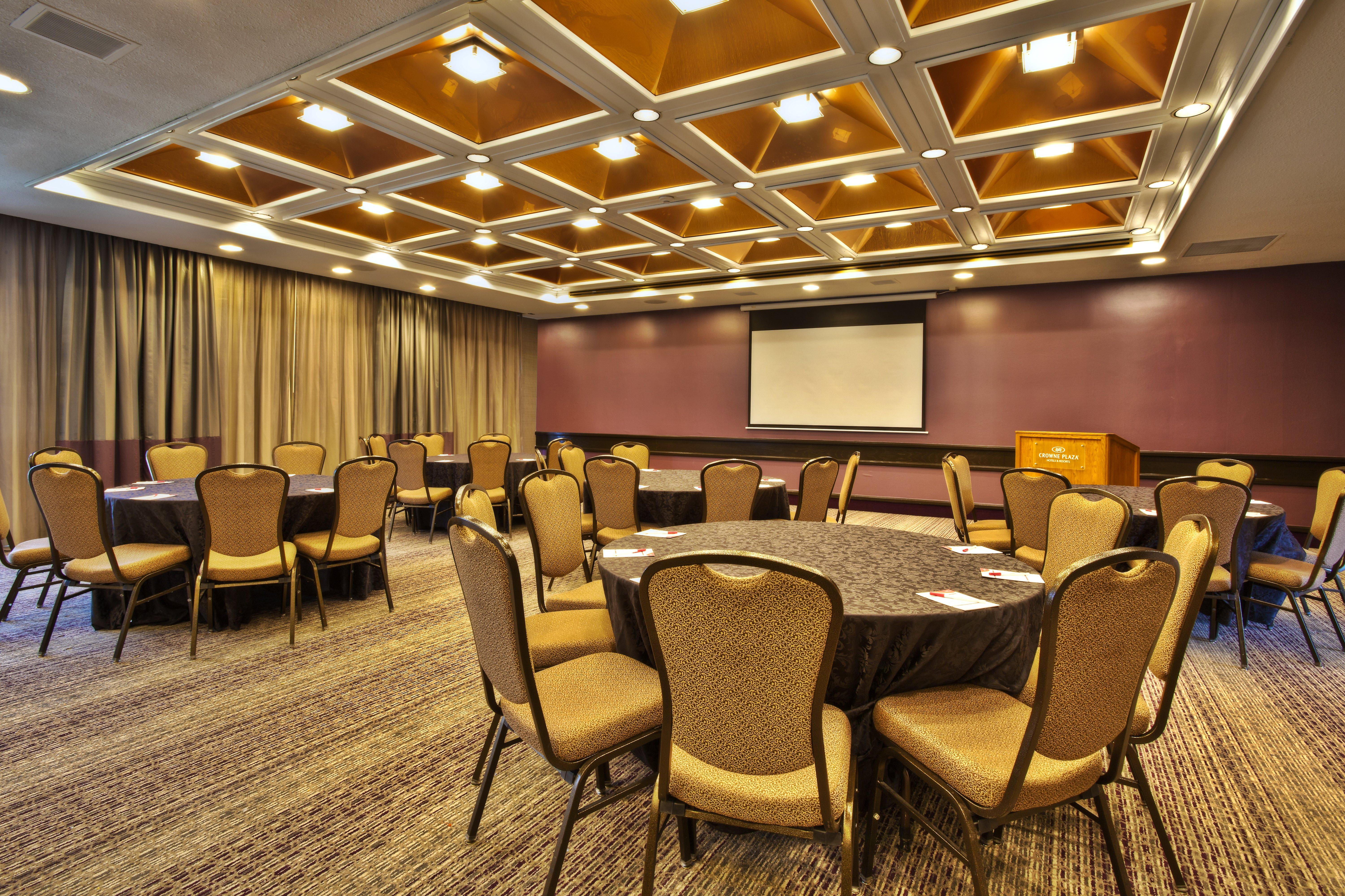 Crowne Plaza Kitchener-Waterloo By Ihg Otel Dış mekan fotoğraf